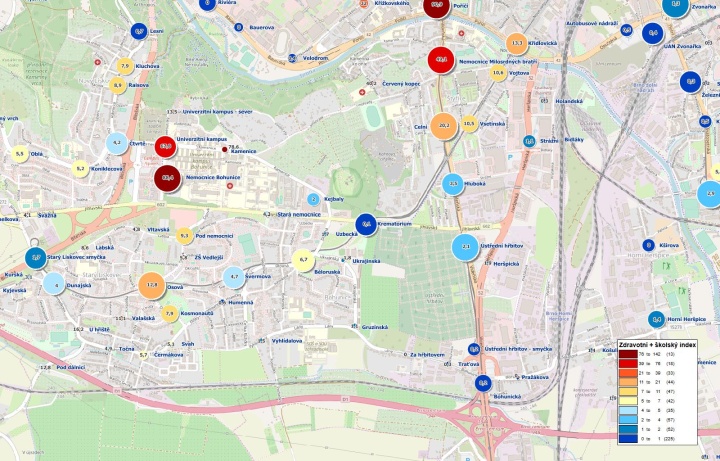 Vizualizace součtu zdravotního a školského indexu (barevná škála) a počtu spojů celkem (velikost kruhu). Čím tmavší červená, tím více významnějších zdravotnických a školských zařízení je v blízkém okolí zastávky.